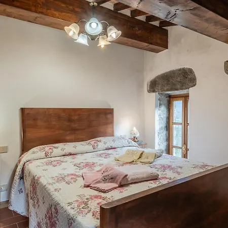 Holiday home Casa Camelia Pescaglia