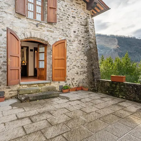 Casa Camelia Holiday home *